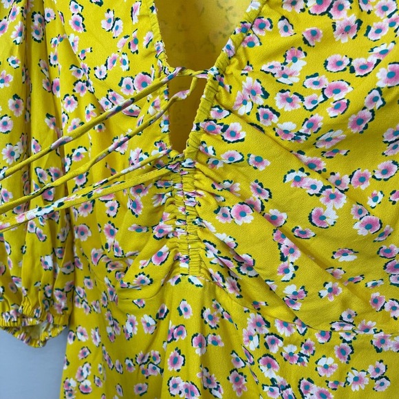 Nicholas Danni‎ Floral Dress Womens 2 Yellow Deep V-Neck Puff 3/4 Sleeve Lined - Picture 4 of 14